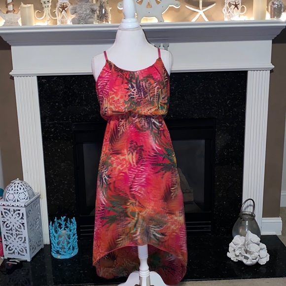 Medium Tropical Dress 🌴 - Picture 1 of 4